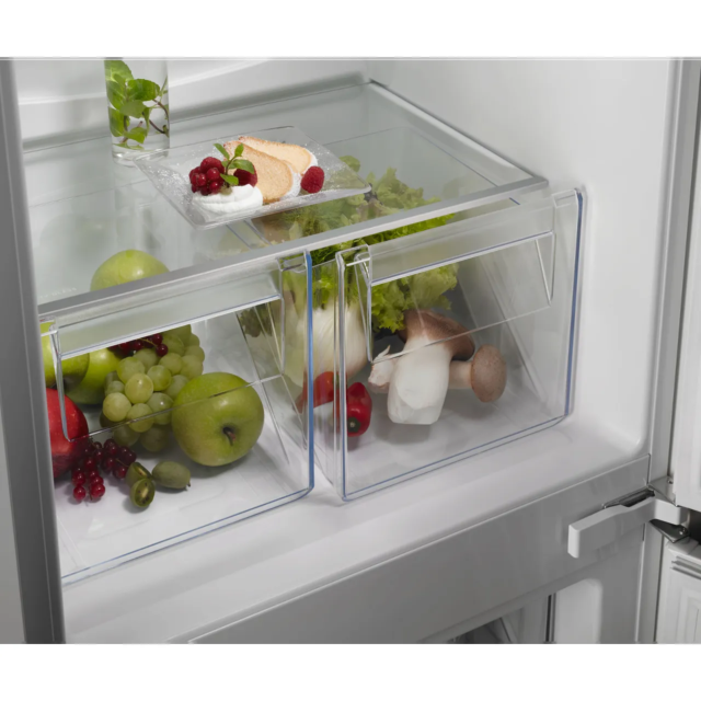 Aeg OSC7N181ES 177cm 70/30 Integrated Frost Free Fridge Freezer with Sliding Door Hinge - White