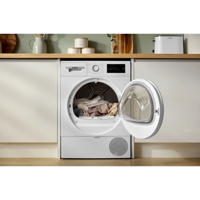 Bosch WTH85226GB Series 4 8Kg Heat Pump Tumble Dryer - White