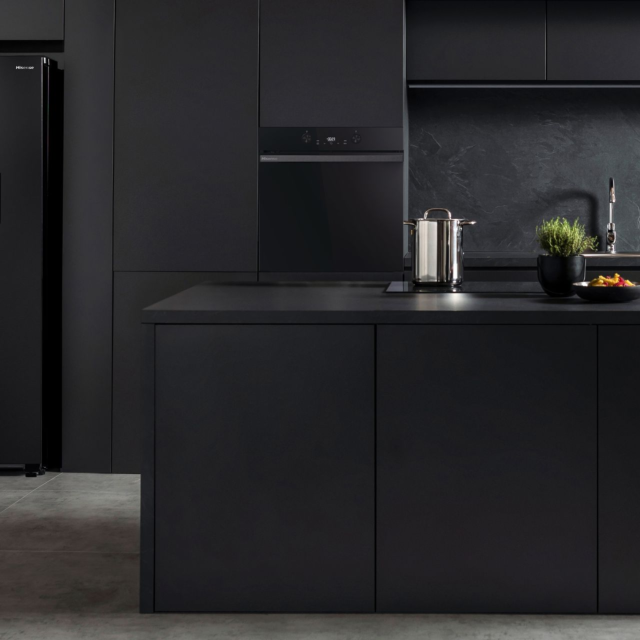 Hisense Hi4 BlackLine BI64221PDBG Built In Electric Single Oven and Pyrolytic Cleaning - Black 
