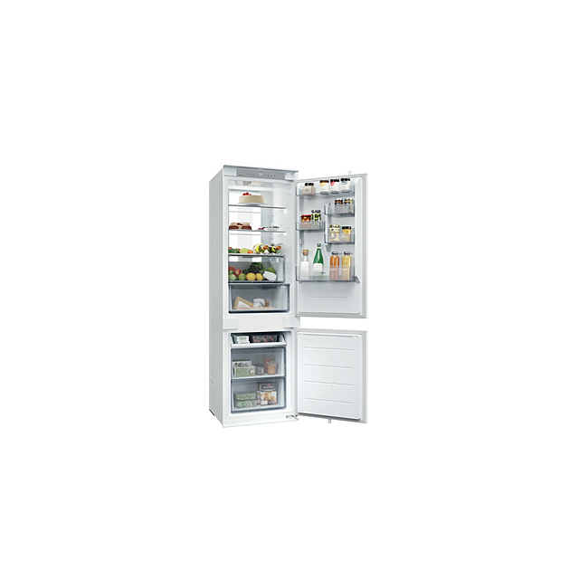 Hoover HONBQT5518DK-UK Hoover 177Cm High 70/30 Integrated Fridge Freezer No Frost Free With Sliding 