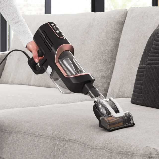 Shark HZ500UKT Anti-Hair Wrap with Flexology and True Pet Upright Vacuum Cleaner