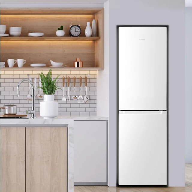 Teknix FFPH1825PW/E 55Cm Total No Frost Fridge Freezer In White 182Cm Tall